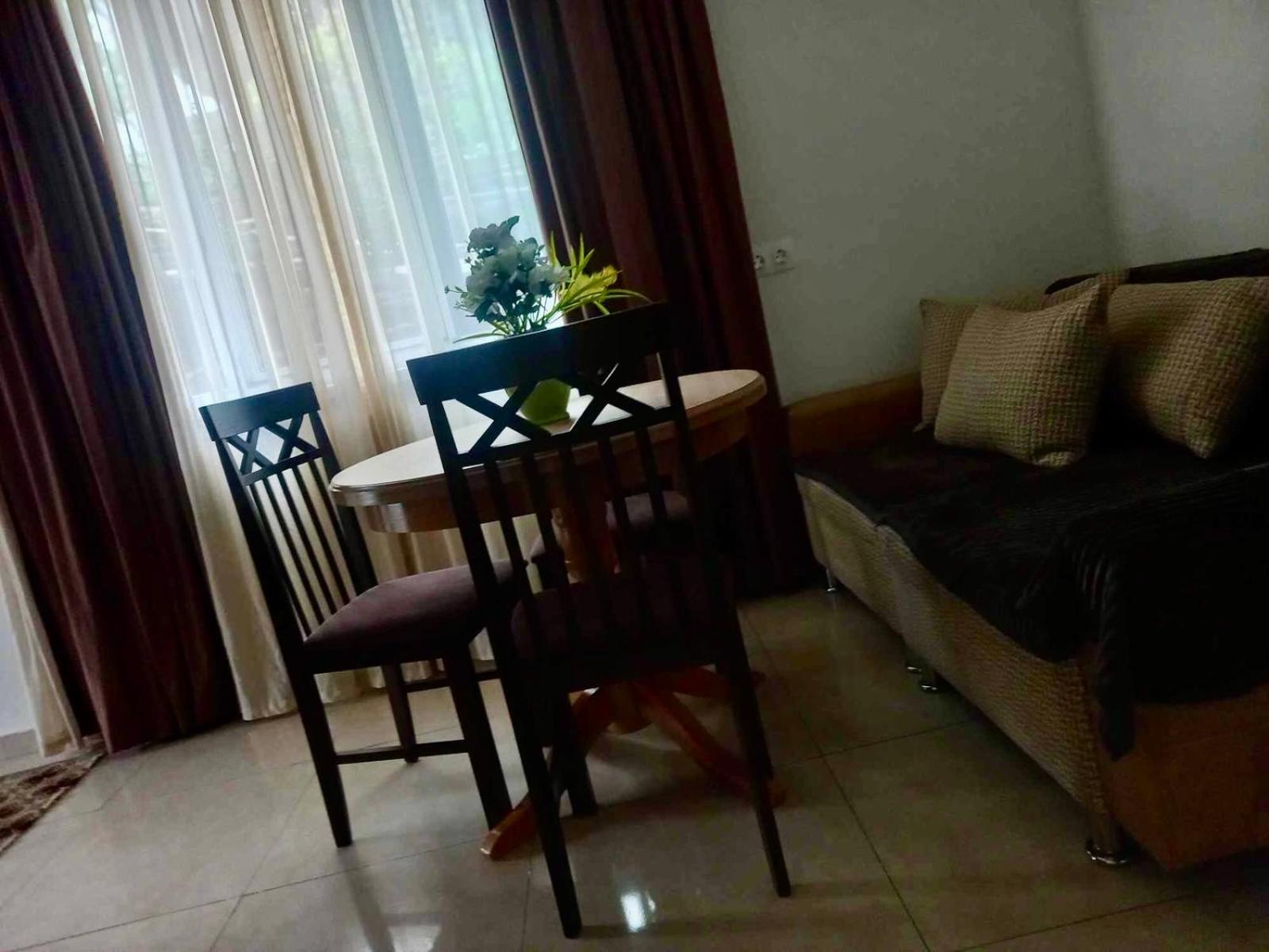 Verona Apartment Dushet'i المظهر الخارجي الصورة