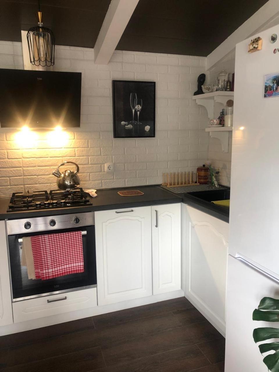 Verona Apartment Dushet'i المظهر الخارجي الصورة