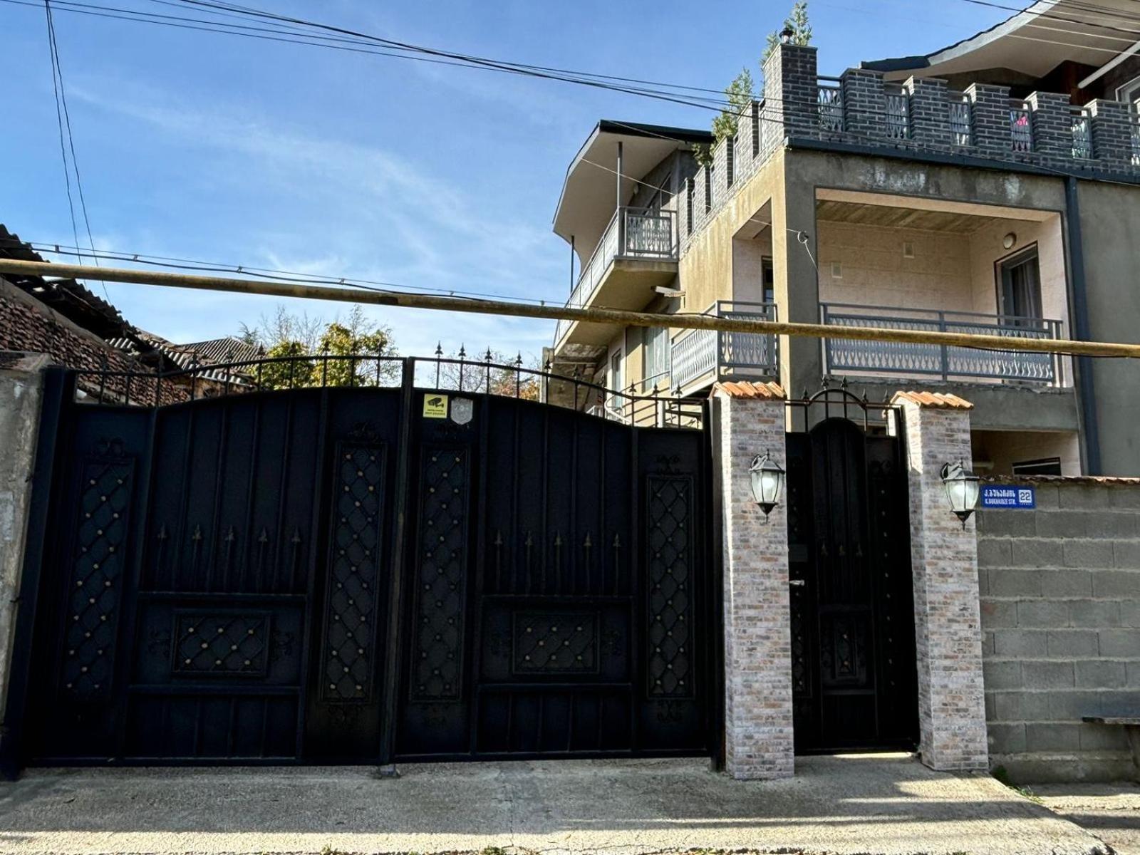 Verona Apartment Dushet'i المظهر الخارجي الصورة