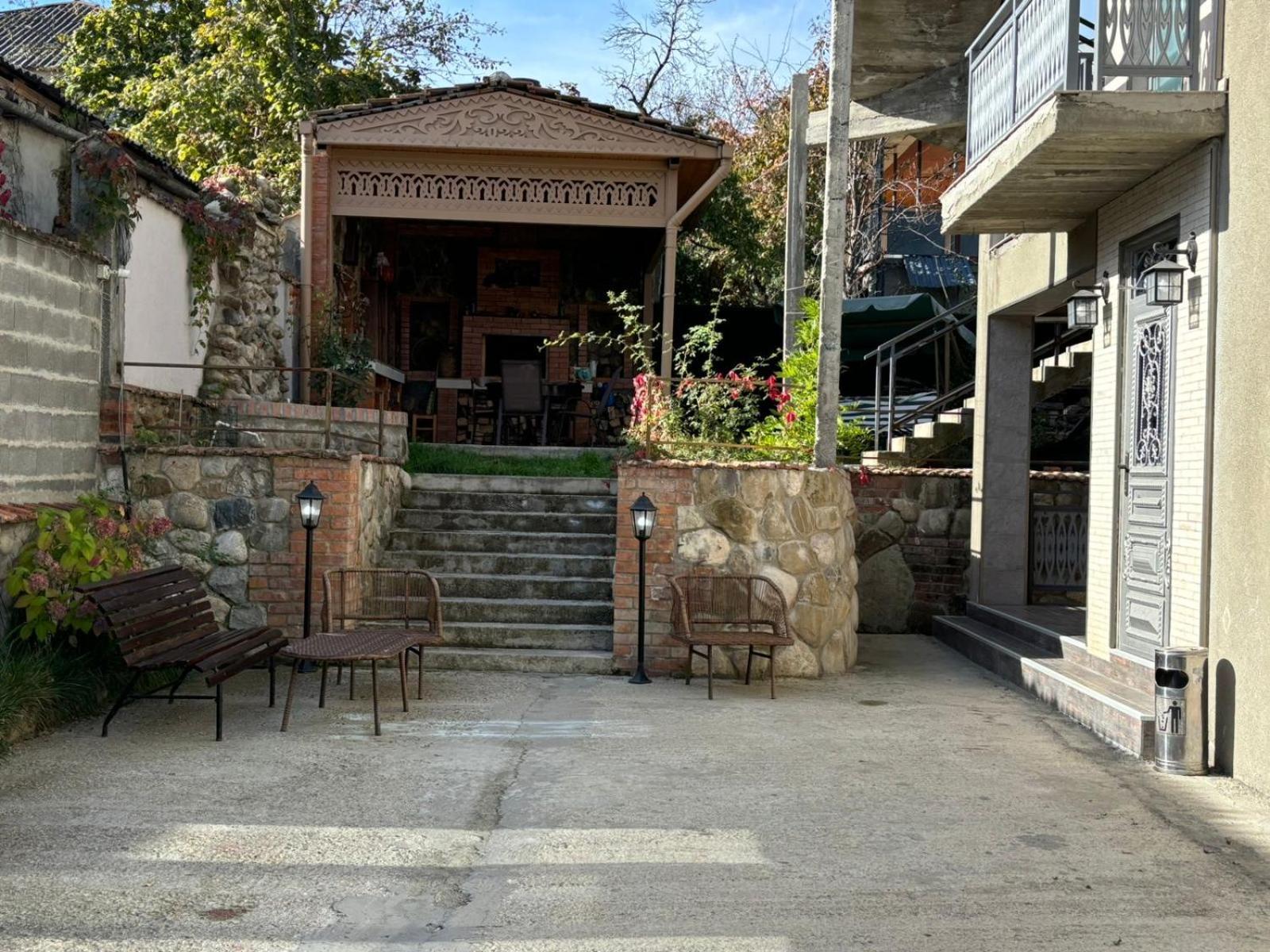 Verona Apartment Dushet'i المظهر الخارجي الصورة